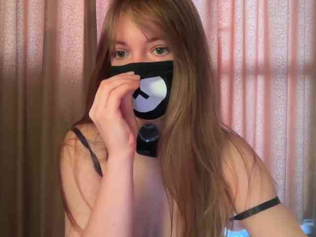 Tvoy_Medvezhenok webcam