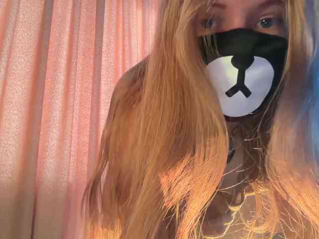 Tvoy_Medvezhenok webcam