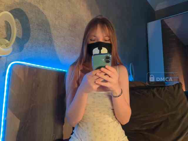 Tvoy_Medvezhenok webcam