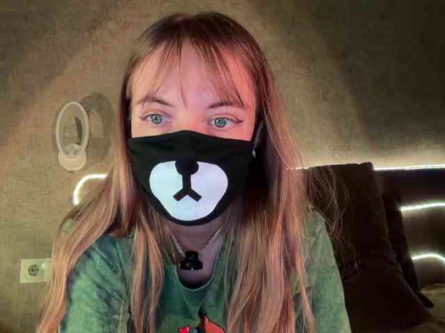 Tvoy_Medvezhenok webcam