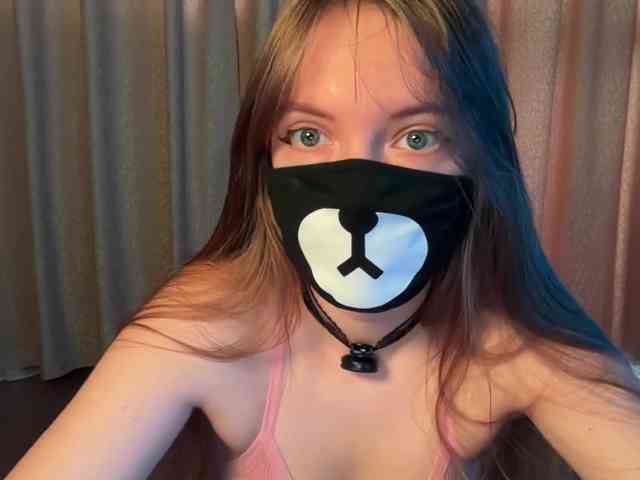 Tvoy_Medvezhenok webcam