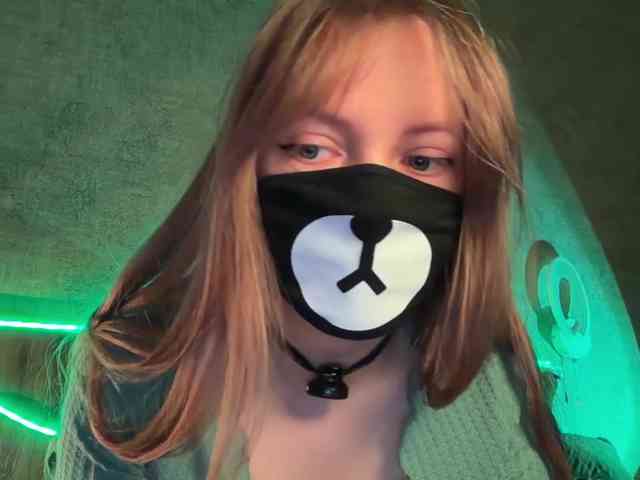 Tvoy_Medvezhenok webcam