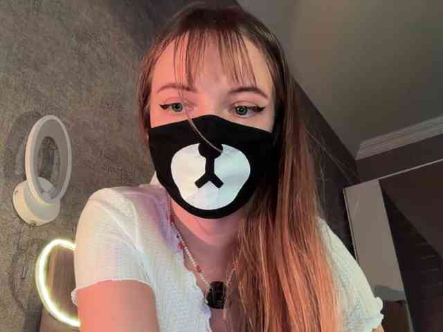 Tvoy_Medvezhenok webcam