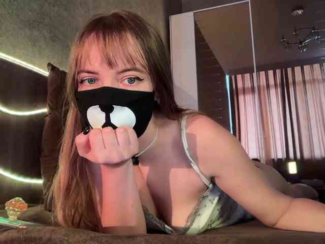 Tvoy_Medvezhenok webcam