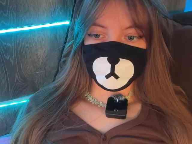 Tvoy_Medvezhenok webcam