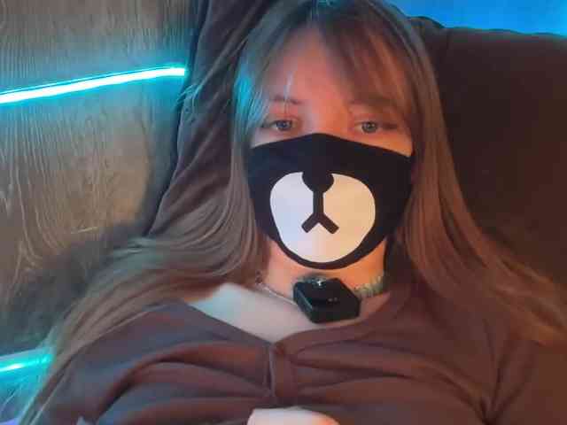 Tvoy_Medvezhenok webcam