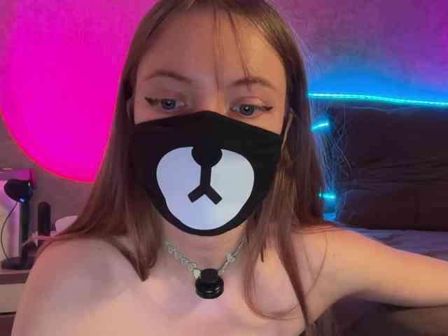 Tvoy_Medvezhenok webcam