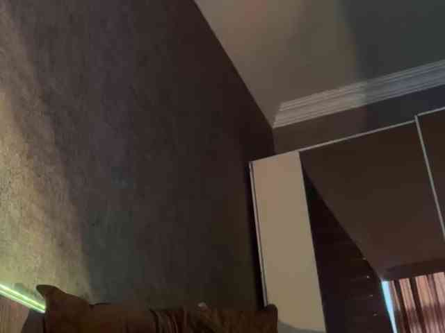 Tvoy_Medvezhenok webcam