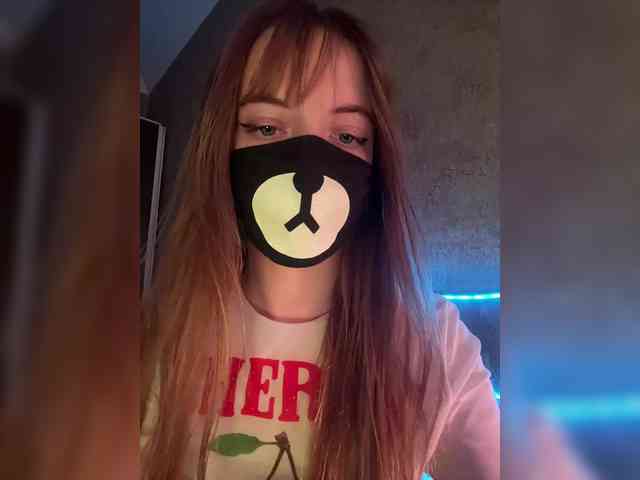 -Summer- Sex Cam Show