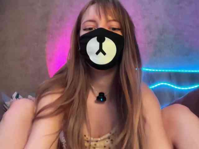 Tvoy_Medvezhenok webcam