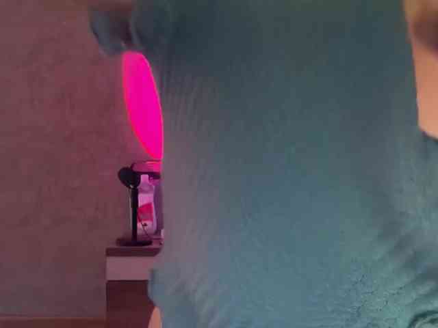 Tvoy_Medvezhenok webcam