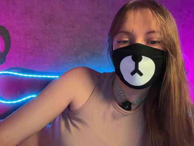 Tvoy_Medvezhenok webcam