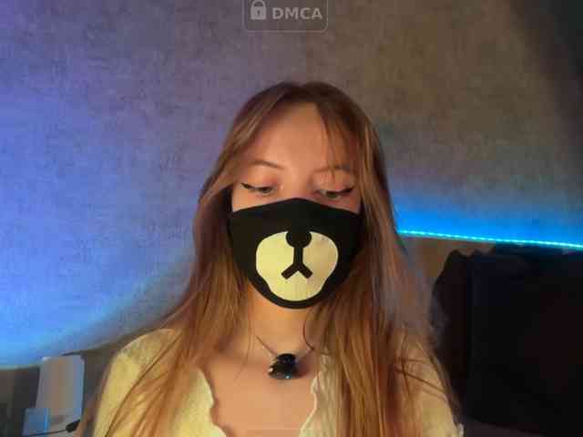 Tvoy_Medvezhenok webcam