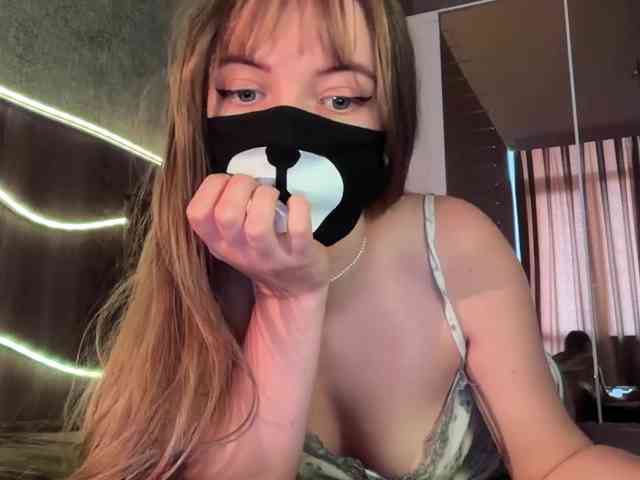 Tvoy_Medvezhenok webcam
