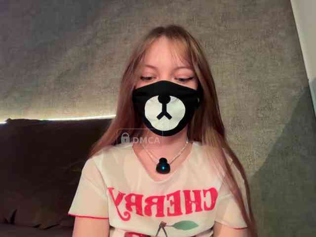 Tvoy_Medvezhenok webcam