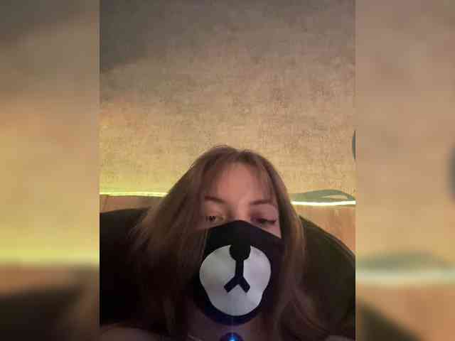 Tvoy_Medvezhenok webcam