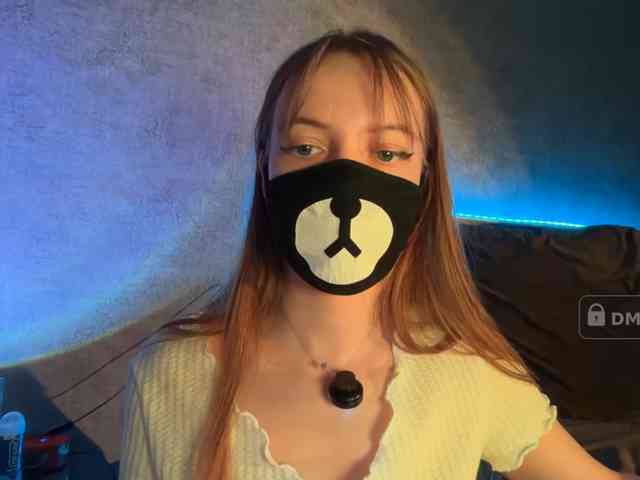 Tvoy_Medvezhenok webcam