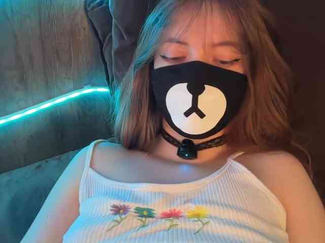 Tvoy_Medvezhenok webcam