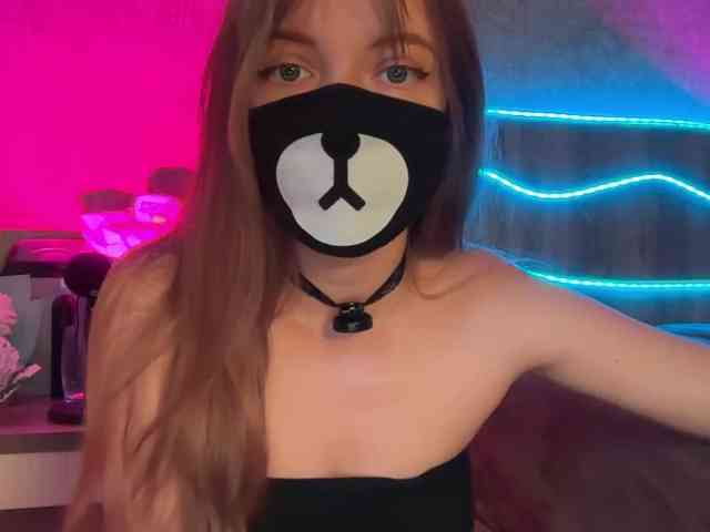 Tvoy_Medvezhenok webcam