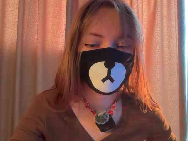 Tvoy_Medvezhenok webcam