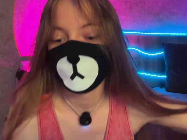 Tvoy_Medvezhenok webcam