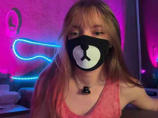 Tvoy_Medvezhenok webcam