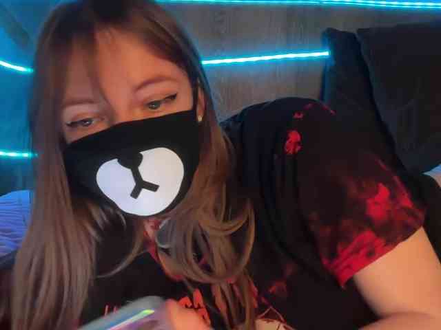 Tvoy_Medvezhenok webcam