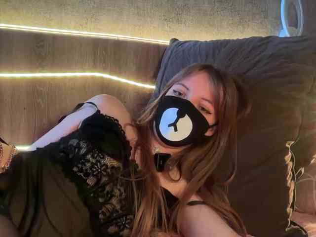 Tvoy_Medvezhenok webcam