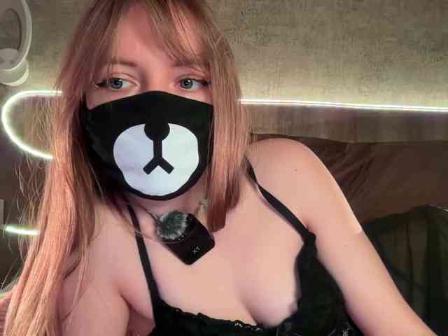 Tvoy_Medvezhenok webcam