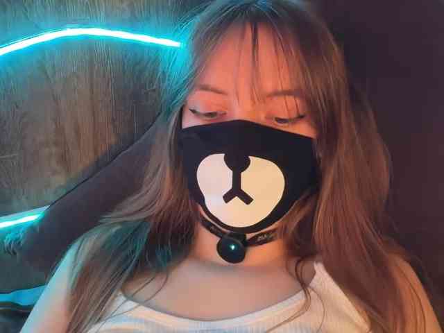 Tvoy_Medvezhenok webcam