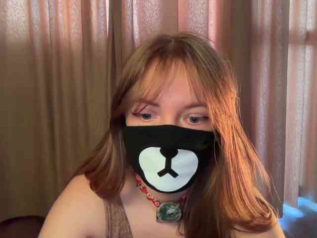 Tvoy_Medvezhenok webcam