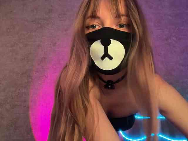 Tvoy_Medvezhenok webcam