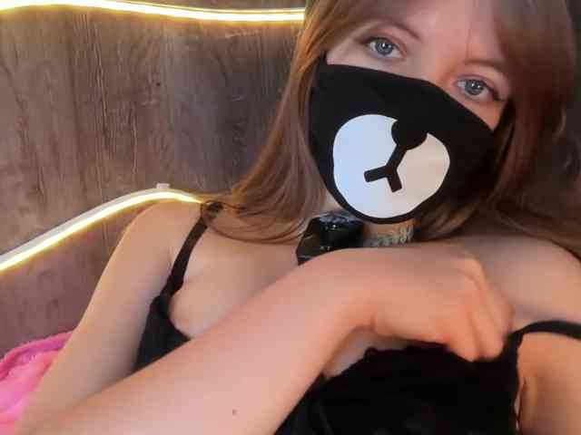 Tvoy_Medvezhenok webcam