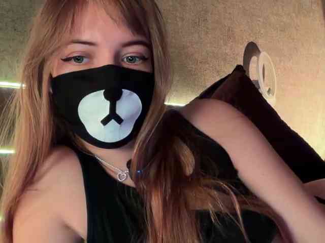 Tvoy_Medvezhenok webcam