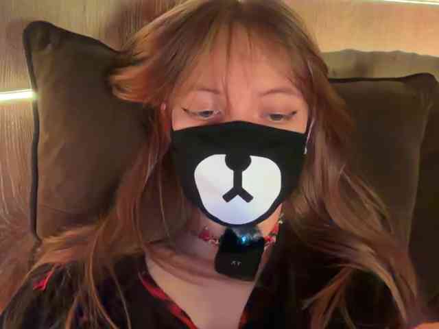 Tvoy_Medvezhenok webcam