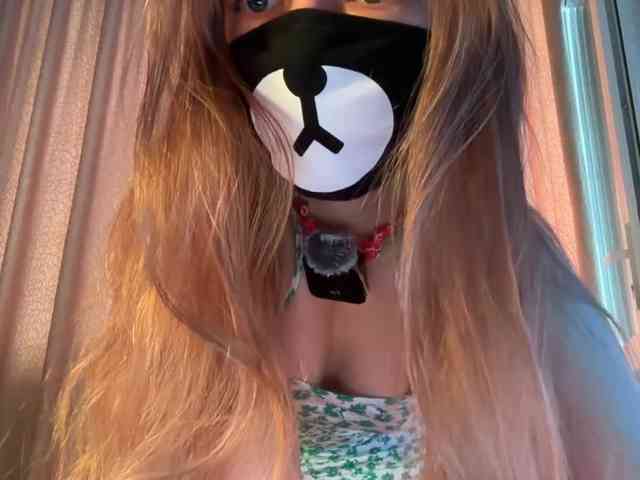 Tvoy_Medvezhenok webcam