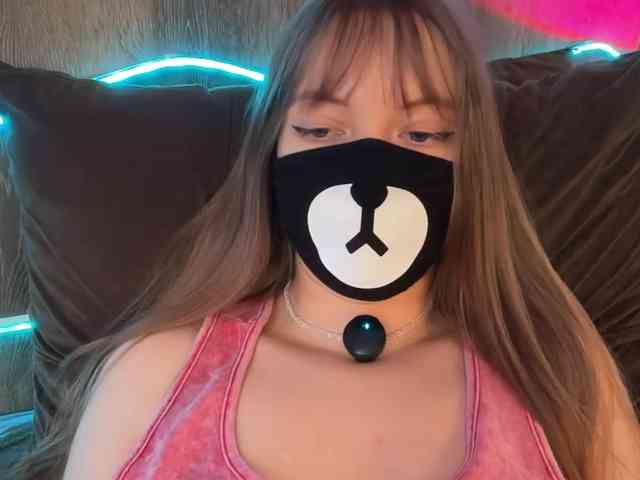 Tvoy_Medvezhenok webcam