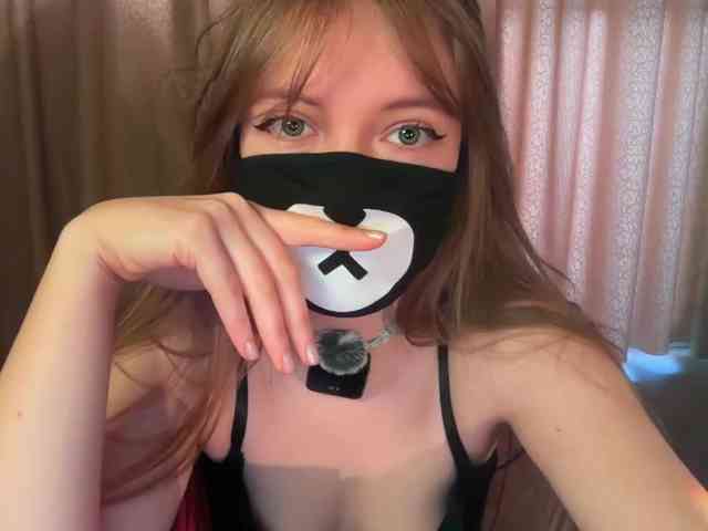 Tvoy_Medvezhenok webcam