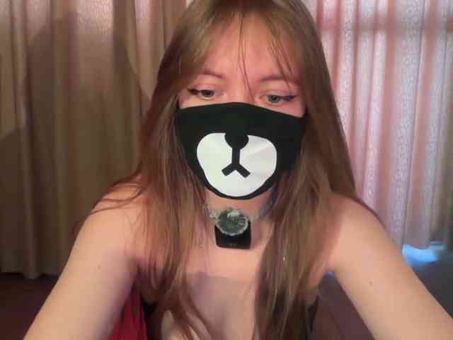 Tvoy_Medvezhenok webcam