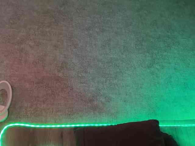 Tvoy_Medvezhenok webcam