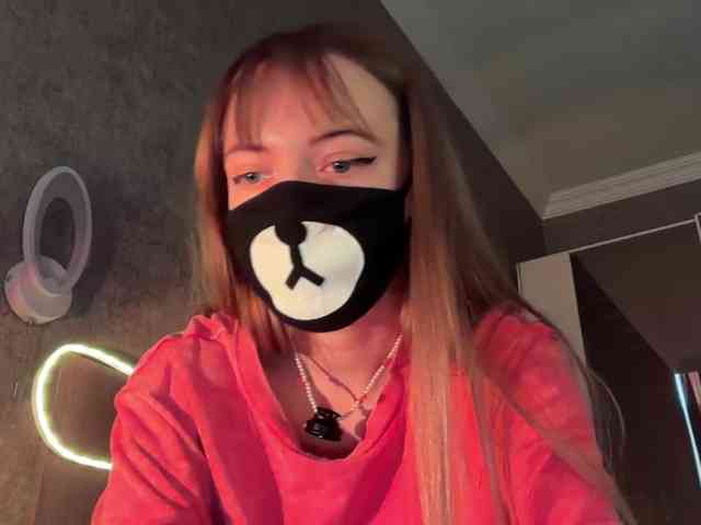 Tvoy_Medvezhenok webcam