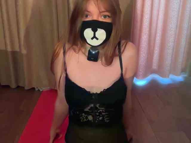 Tvoy_Medvezhenok webcam