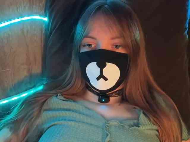 Tvoy_Medvezhenok webcam