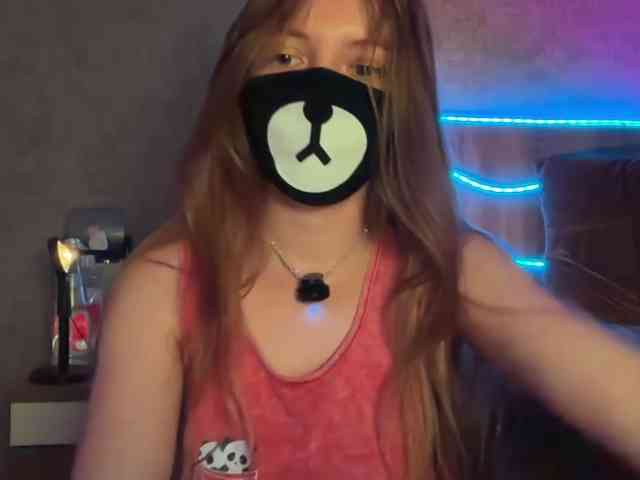 Tvoy_Medvezhenok webcam