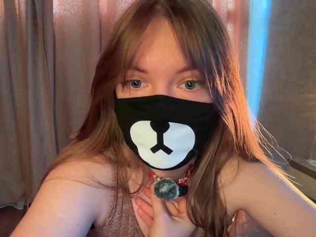 Tvoy_Medvezhenok webcam