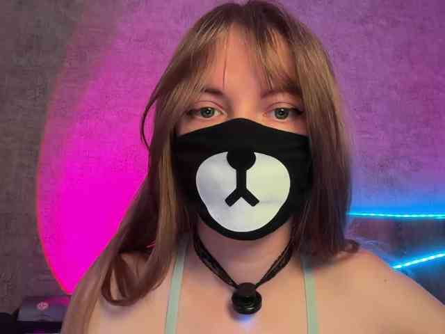 Tvoy_Medvezhenok webcam