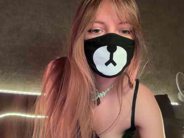 Tvoy_Medvezhenok webcam