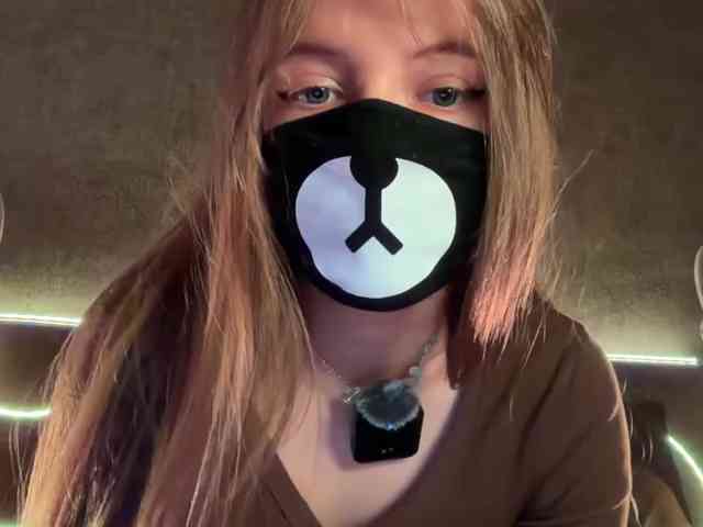 Tvoy_Medvezhenok webcam