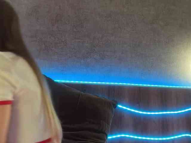 Tvoy_Medvezhenok webcam