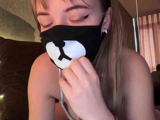 Tvoy_Medvezhenok webcam
